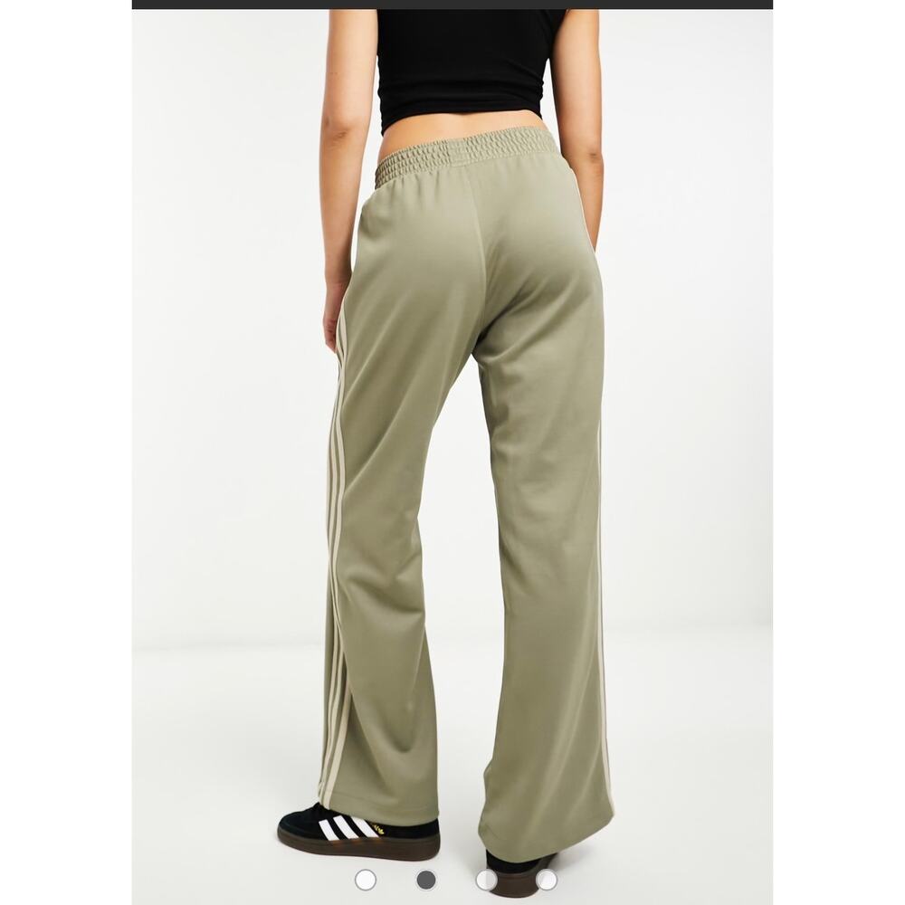 Adidas Originals Wide Leg Sweatpants Sage Green L - Picture 3 of 6